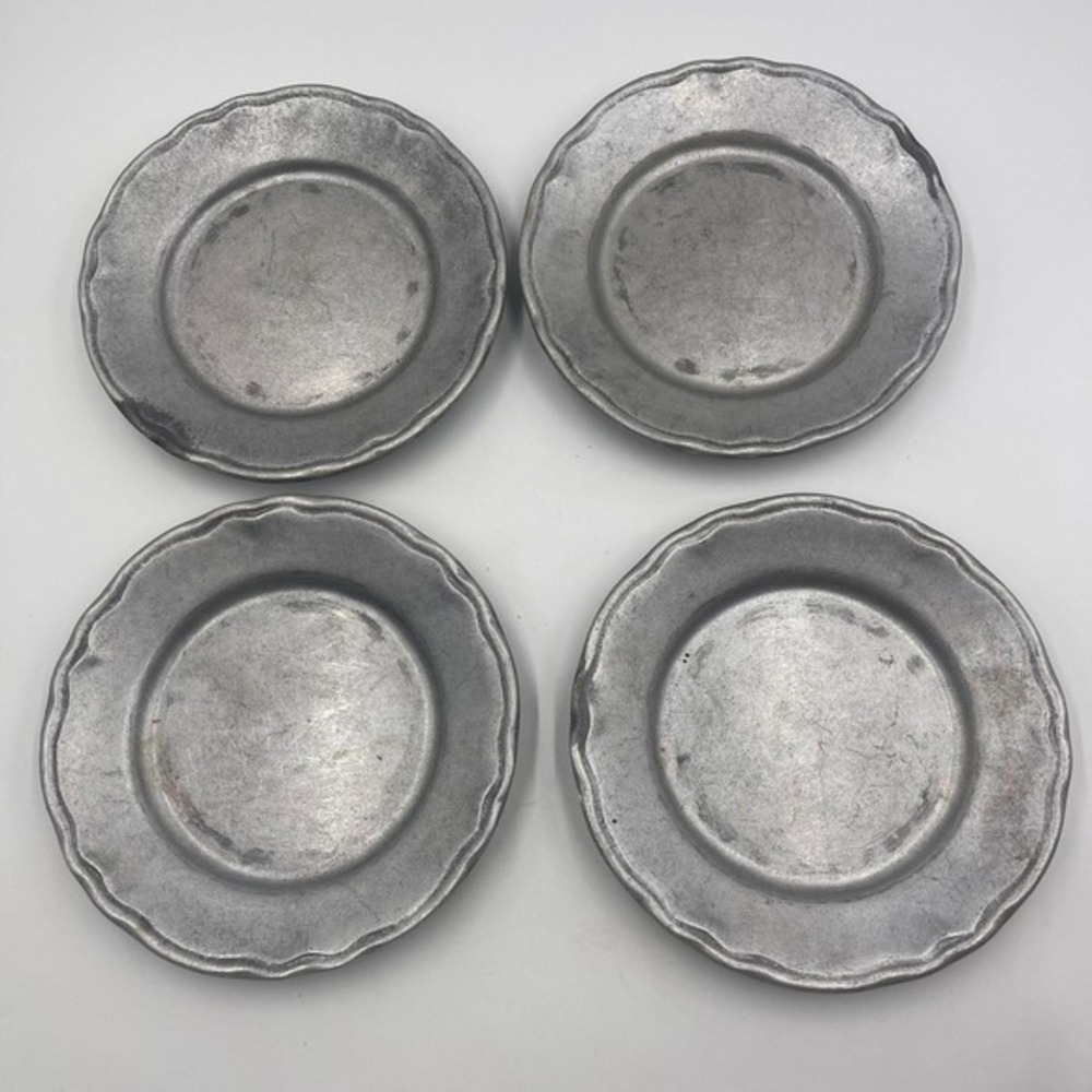 Bon‎ Chef Pewter Set of 4 Rustic Scalloped Edge Small Appetizer Dessert Plates